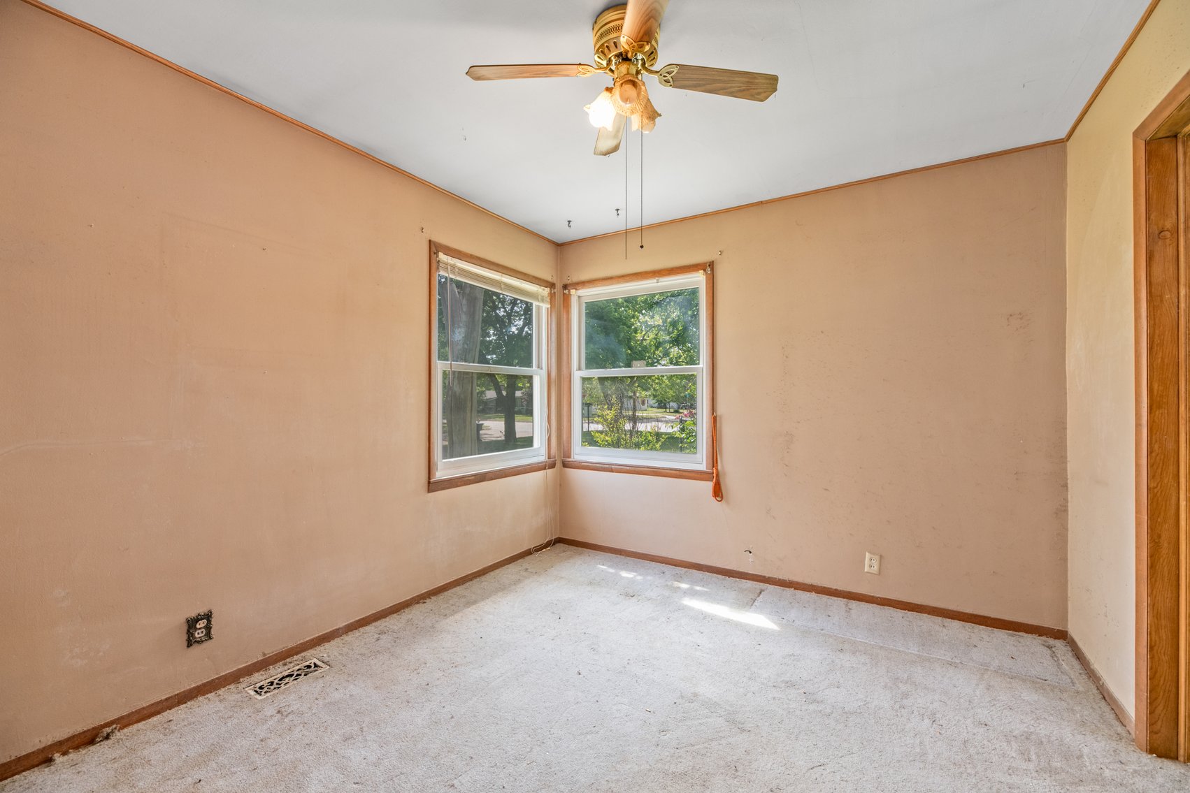 Image for 1833 S Fern Ave