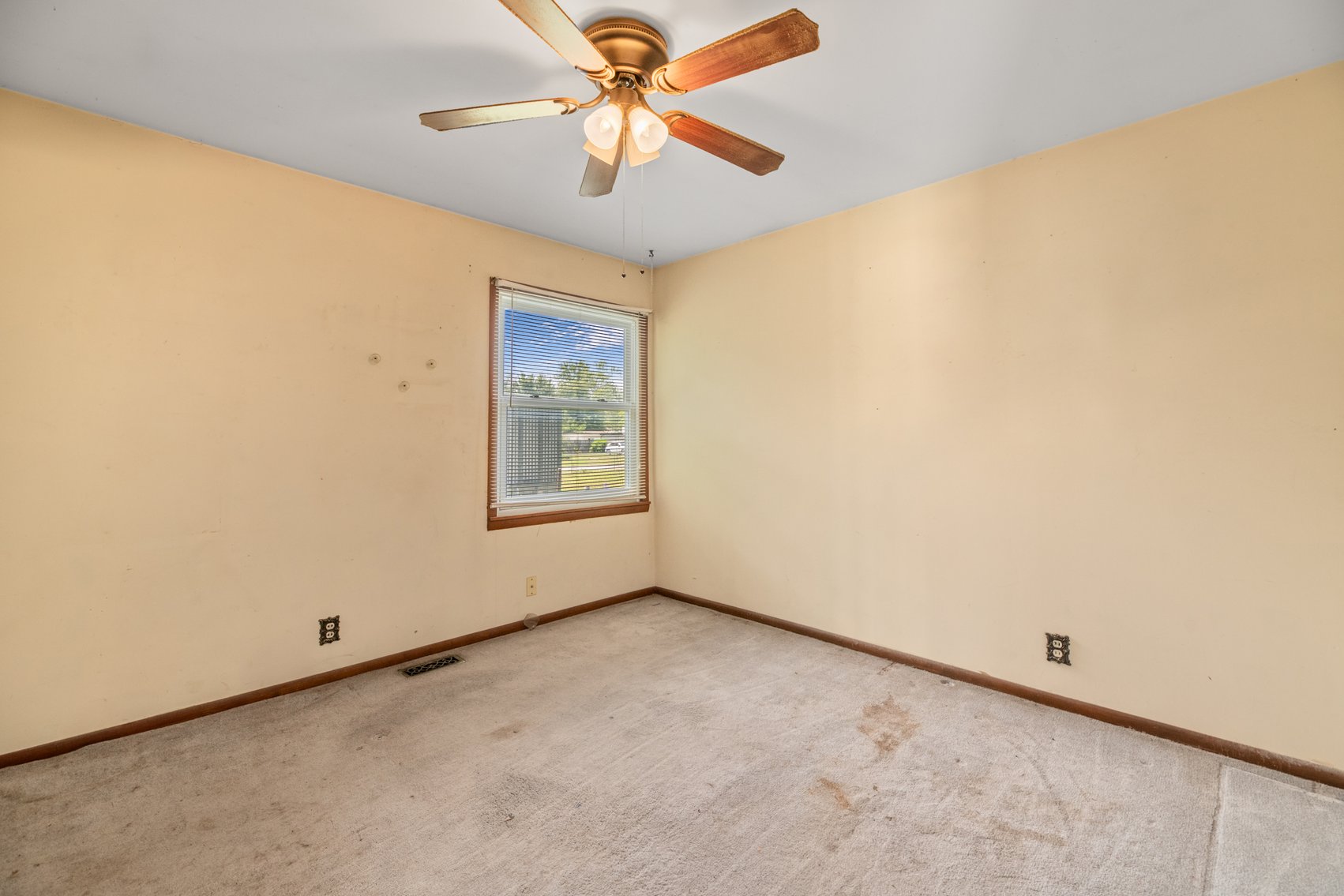 Image for 1833 S Fern Ave