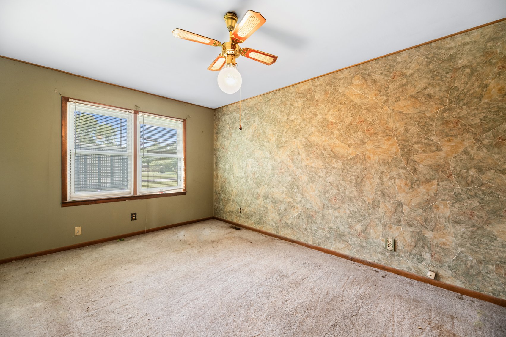 Image for 1833 S Fern Ave