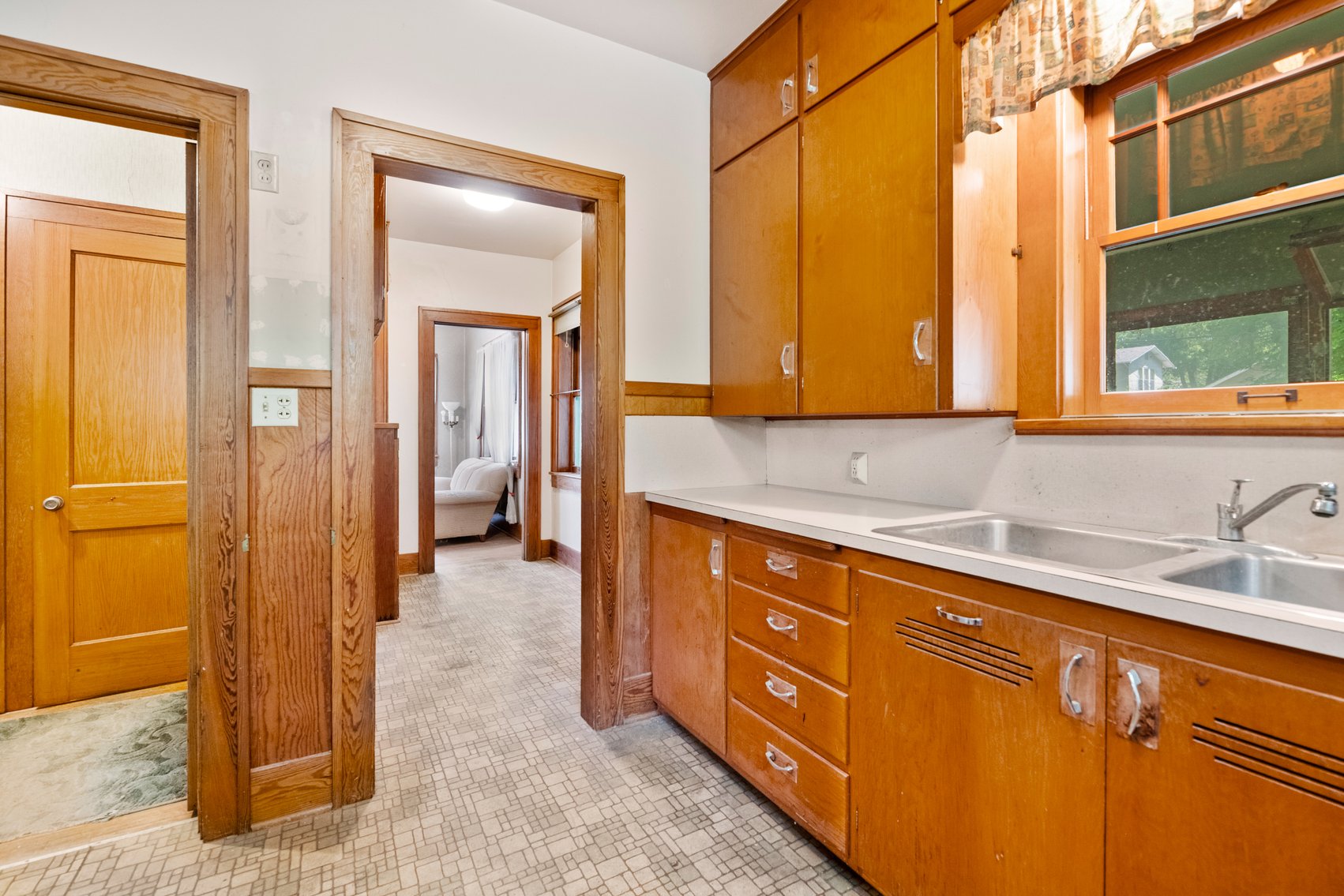 Image for 344 N Green Street