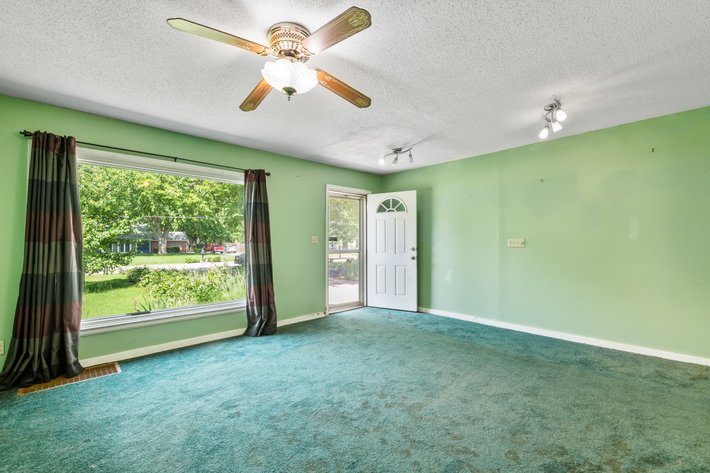 Image for 128 N Evergreen Ln