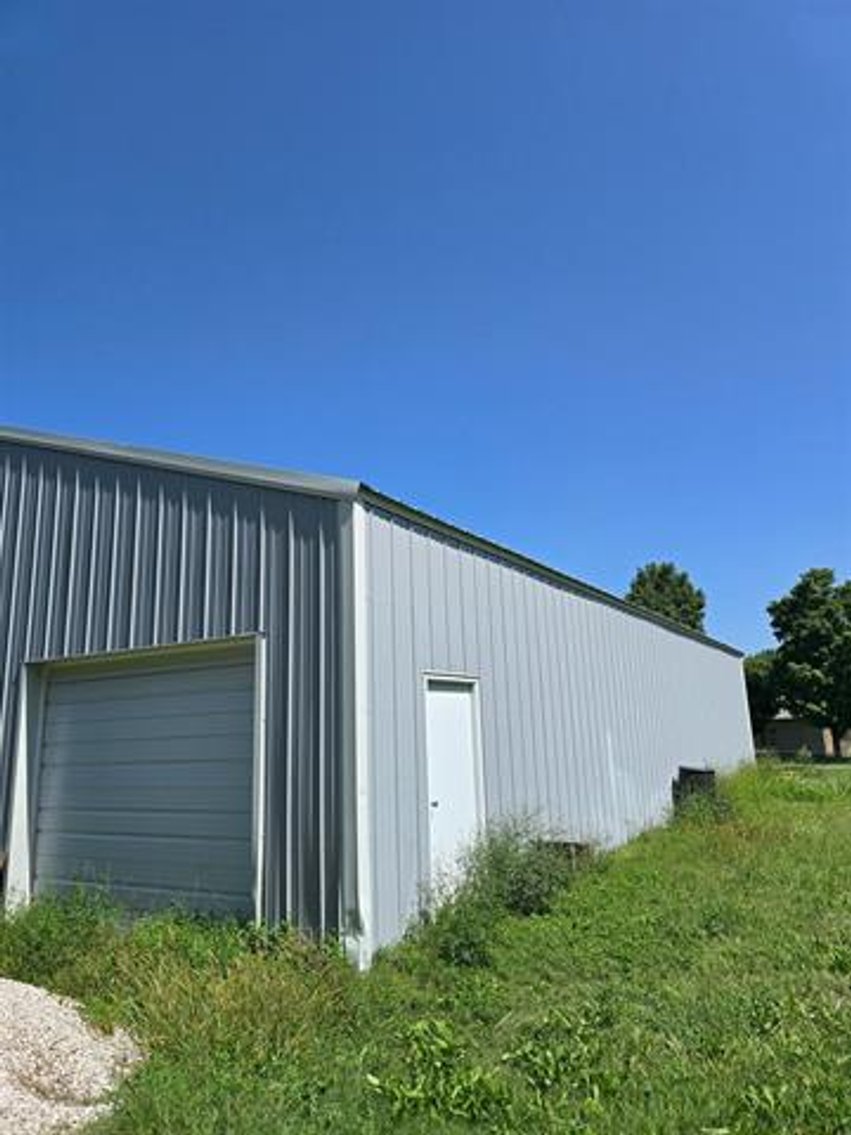 Image for Leftwich-415 W 4th-Burden, KS
