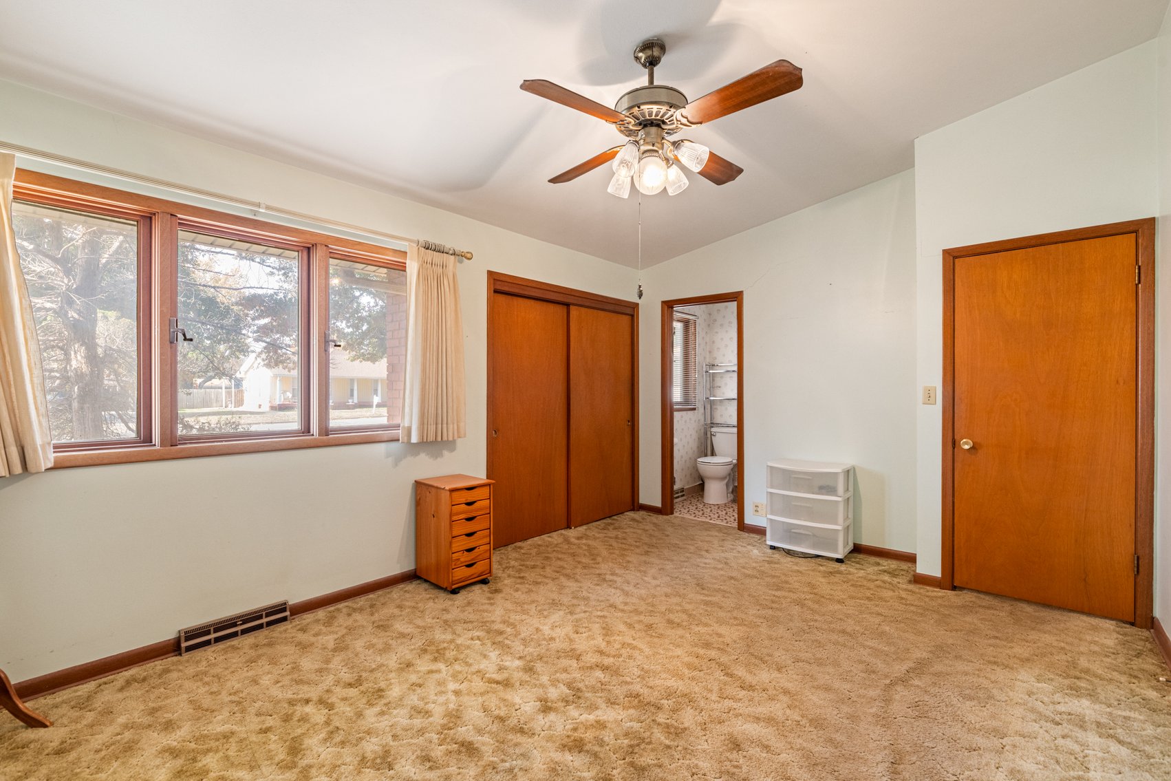 Image for 513 N Madison Ave
