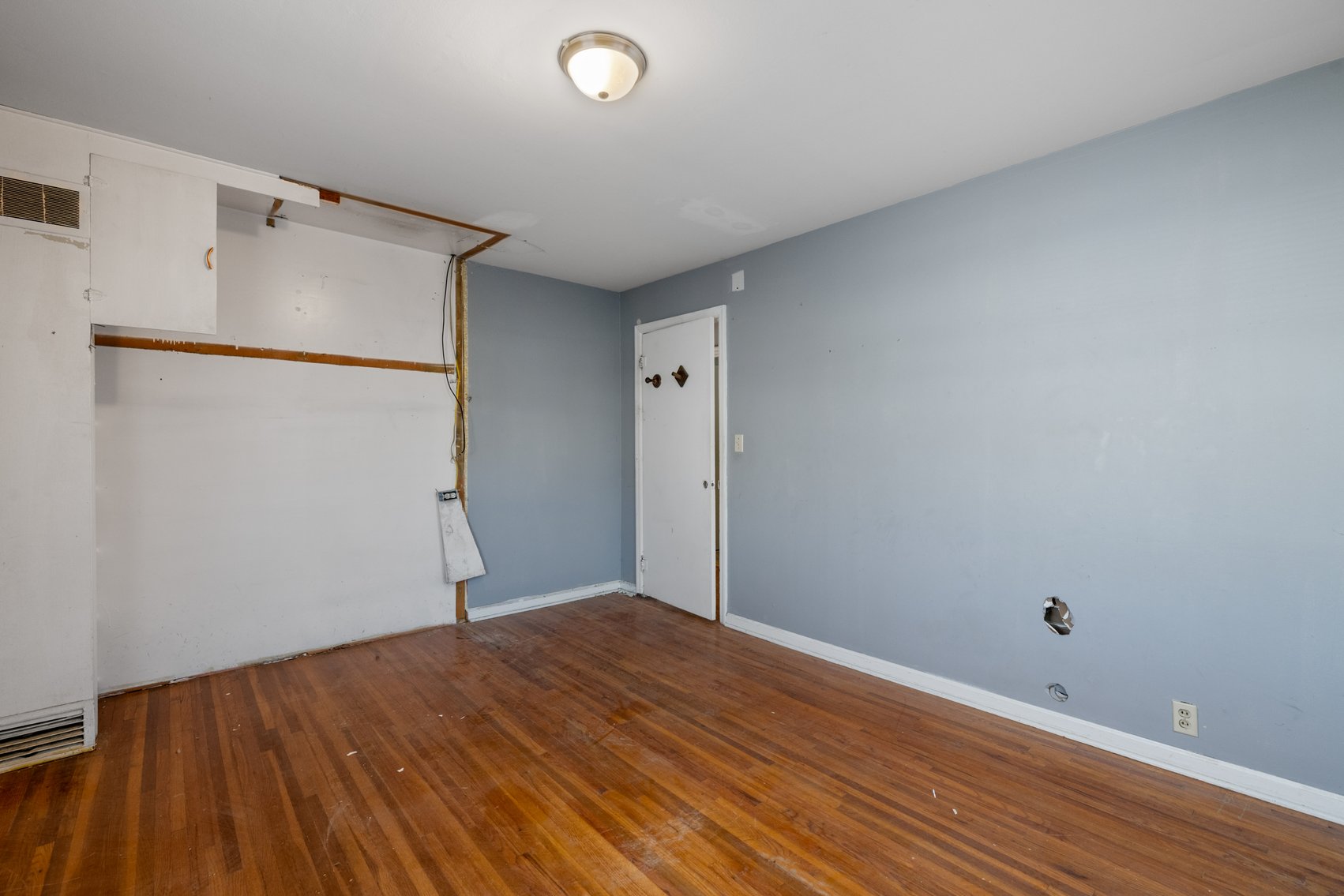 Image for 2815 E. Glen Oaks Dr.