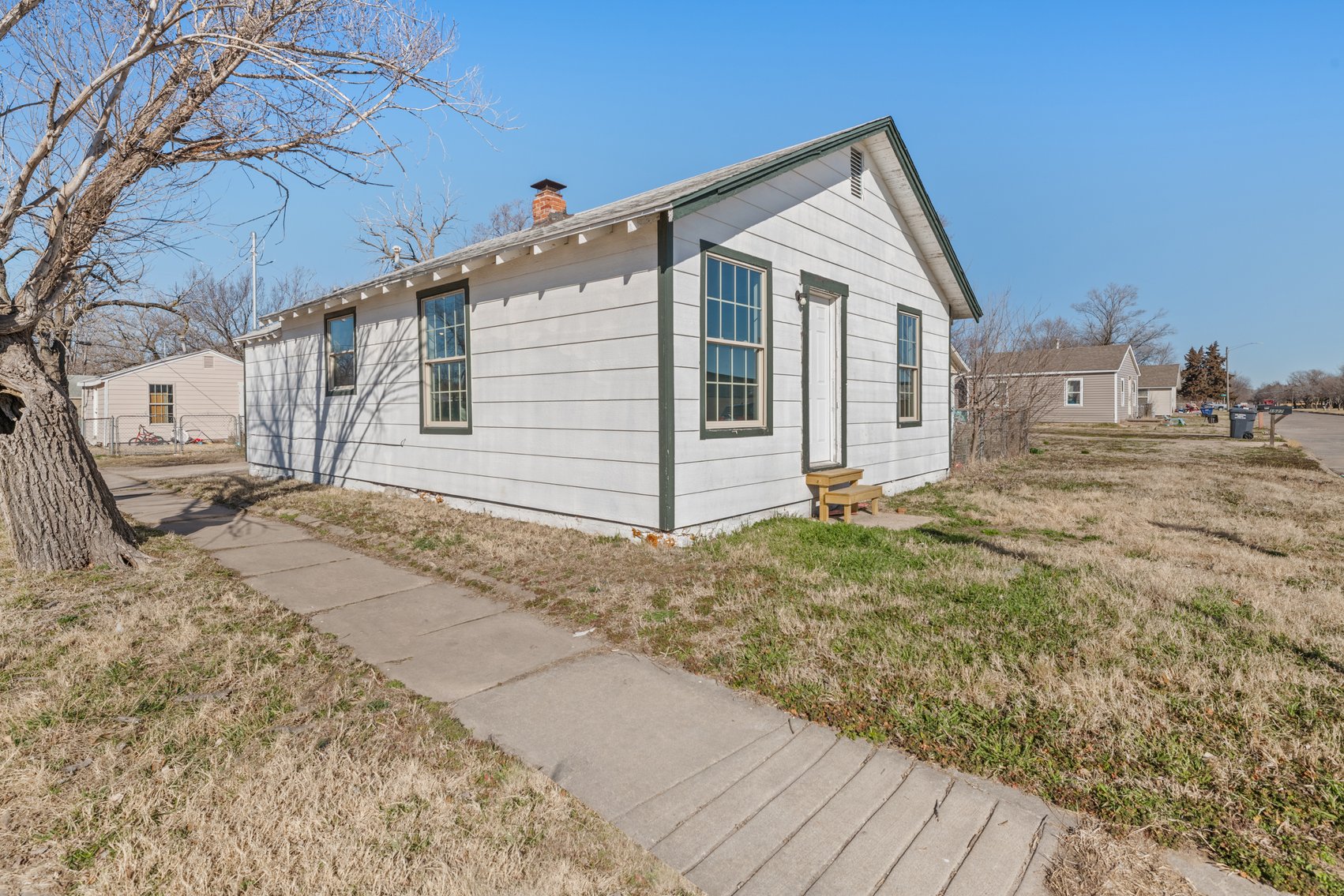 Image for 1533 S Saint Clair Ave