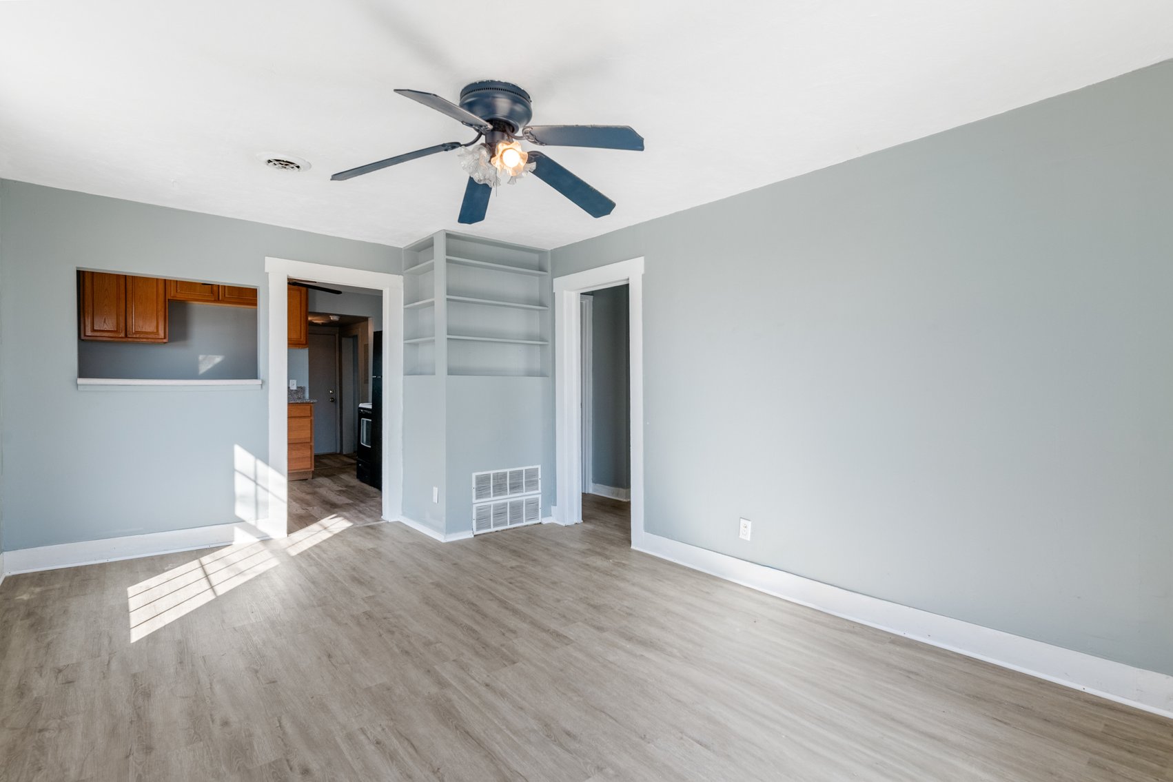 Image for 1533 S Saint Clair Ave