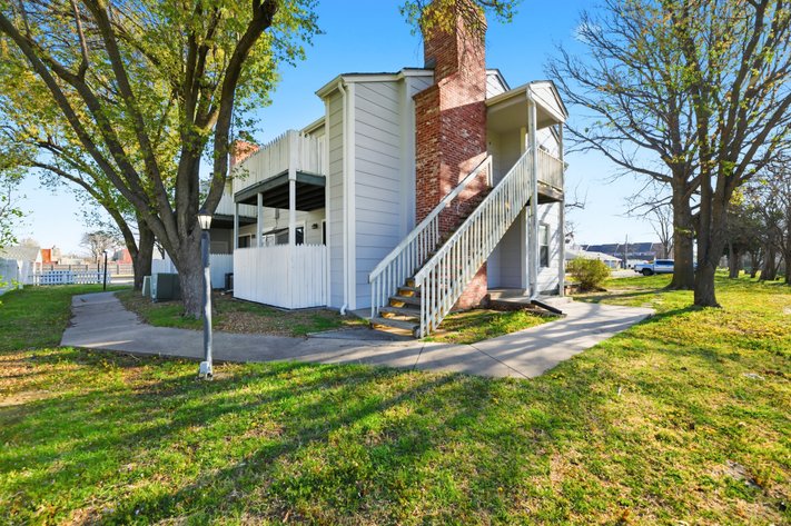 Image for 1717 S Cypress #122