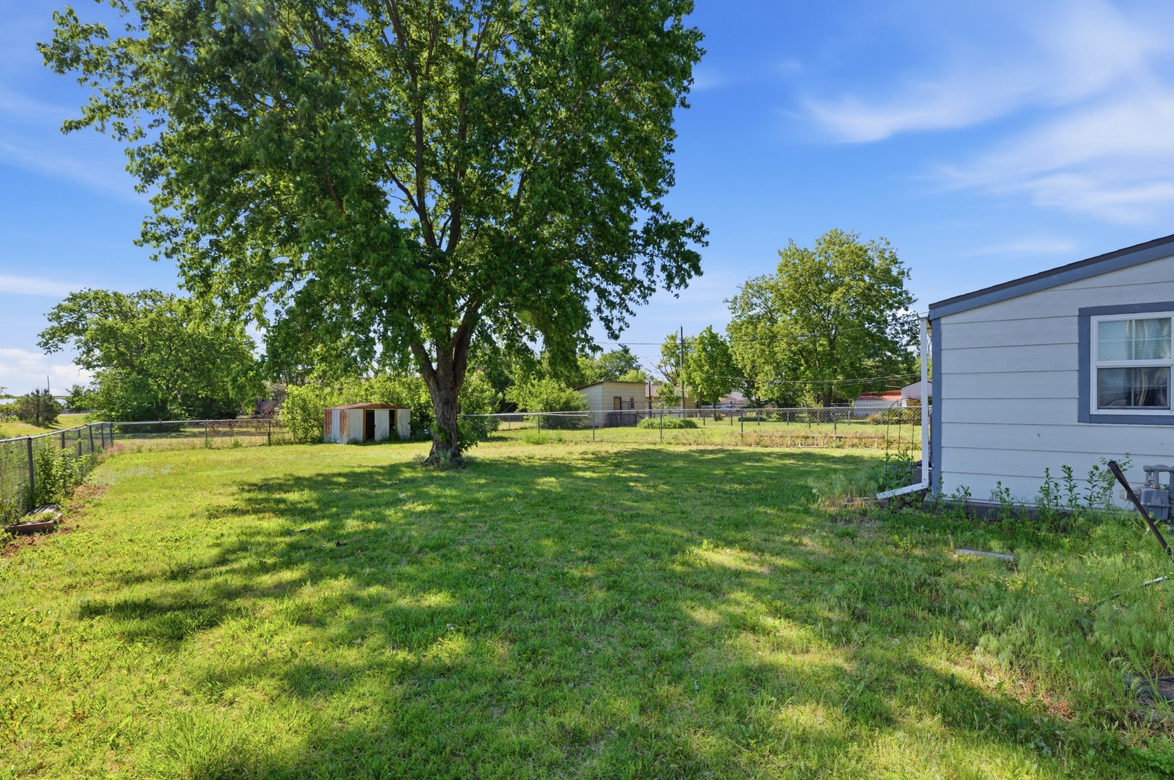 Image for 1540 N Andover Rd