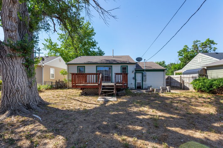 Image for 202 W 25th Ave, Hutchinson
