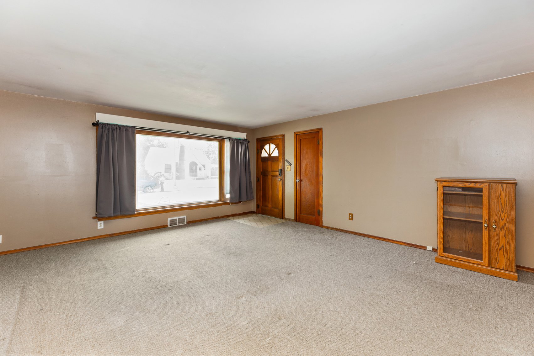 Image for 202 W 25th Ave, Hutchinson
