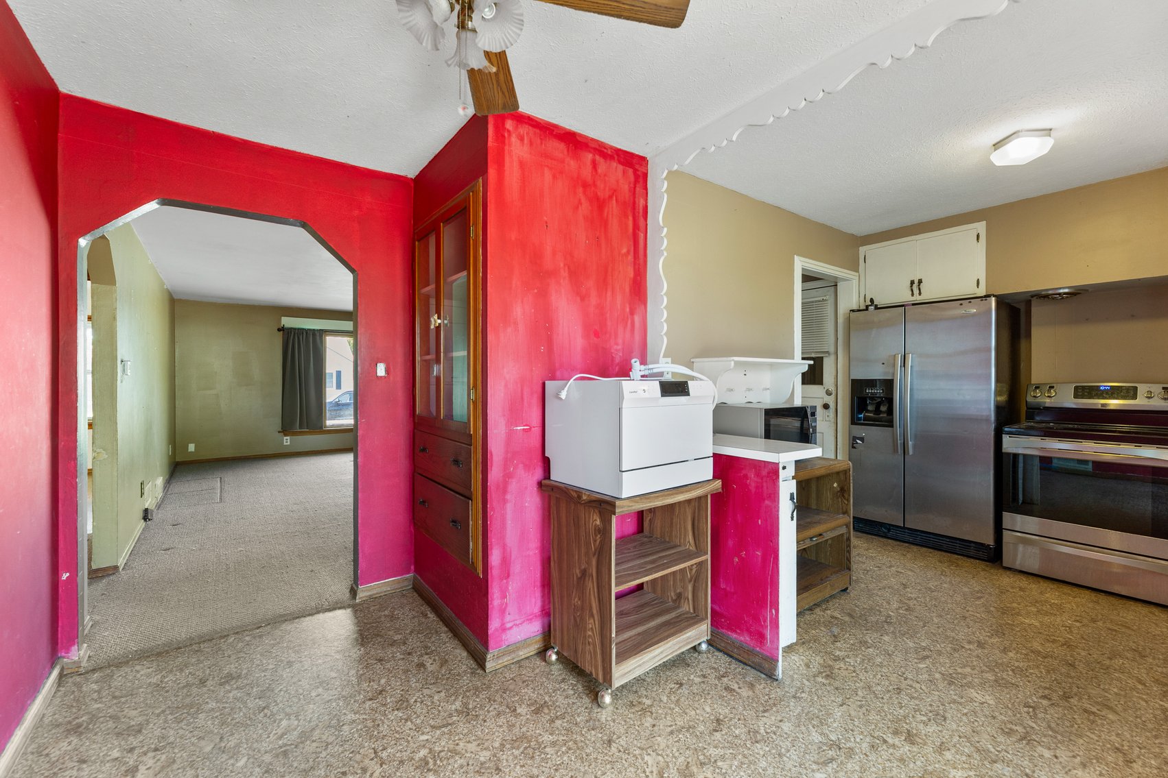 Image for 202 W 25th Ave, Hutchinson
