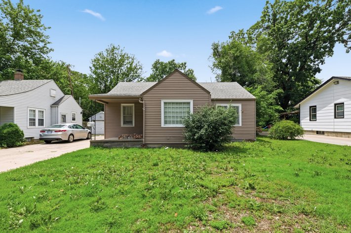 Image for 1527 N Woodland Ave
