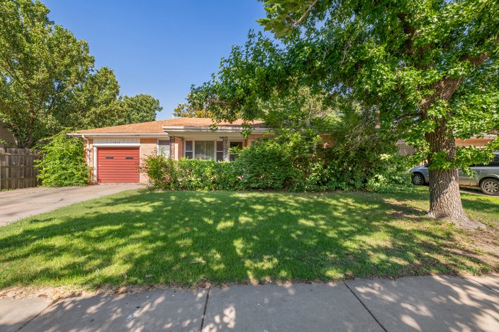 Image for 3532 S Seneca