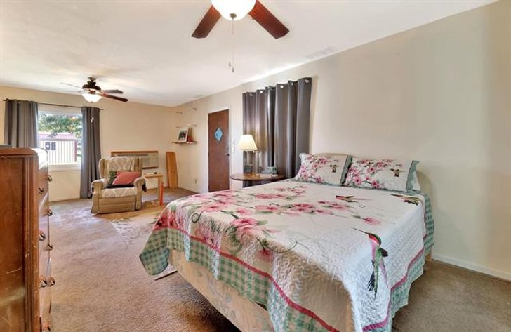 Image for 124 S Collingwood