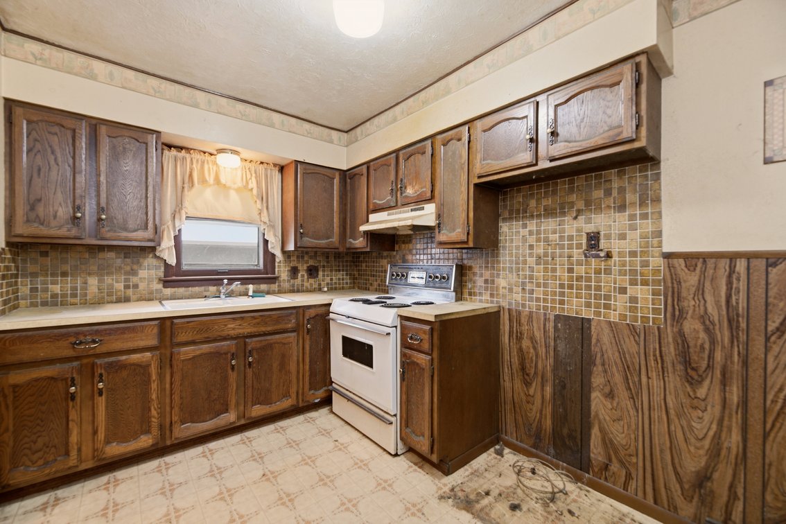 Image for 2111 S Pattie Ave