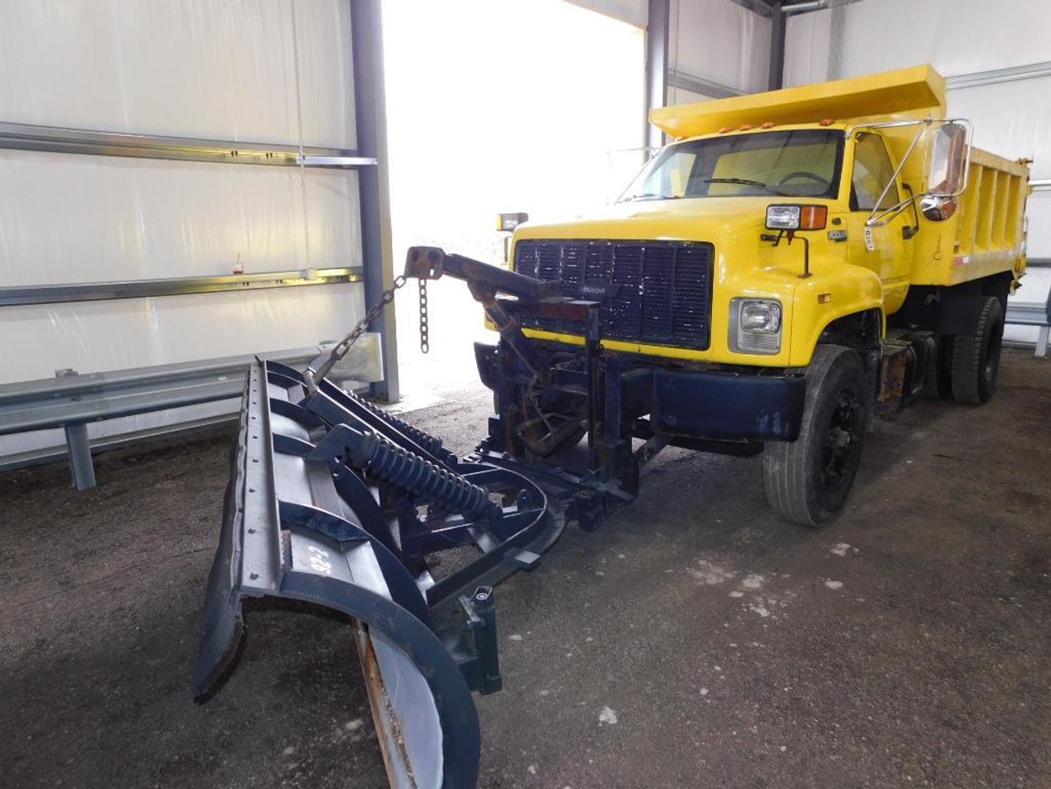 Image for Live Onsite Auction with Online Bidding (New items Added 3/21)