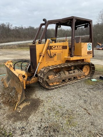 Image for Live Onsite Auction with Online Bidding (New items Added 3/21)