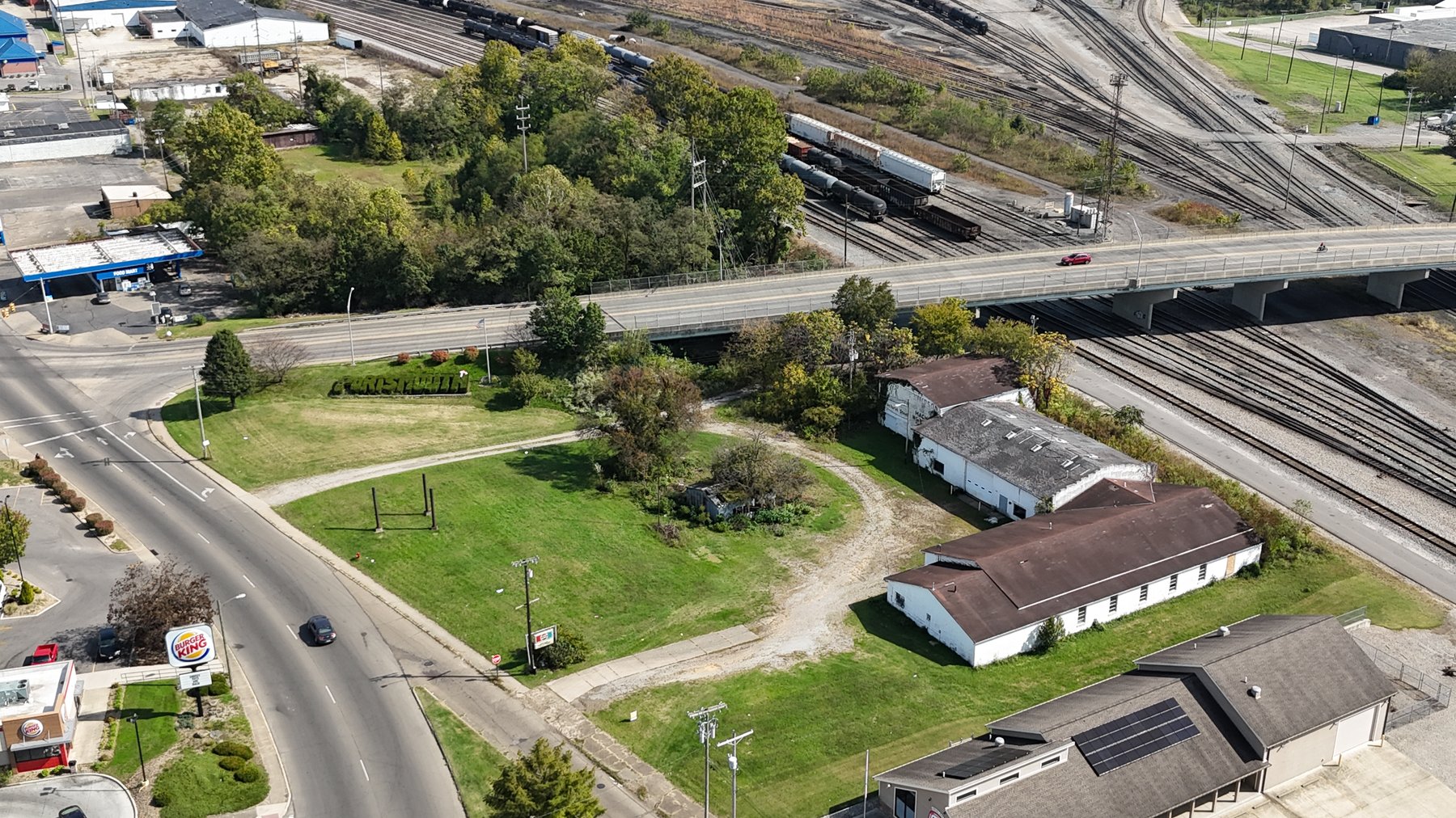 Image for Live Onsite Real Estate Auction with Online Bidding