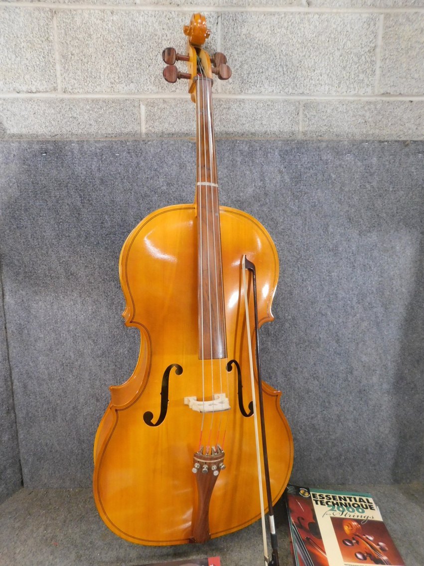 Image for Absolute Online Auction #2059