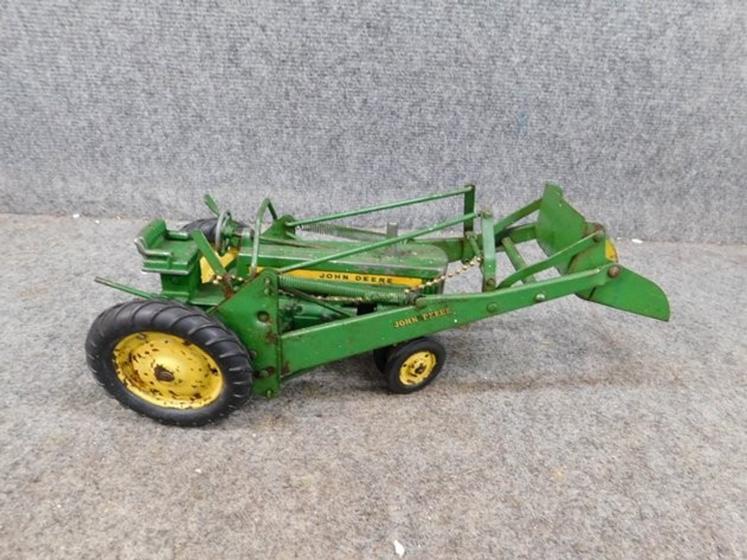 Image for Absolute Online Auction #2061