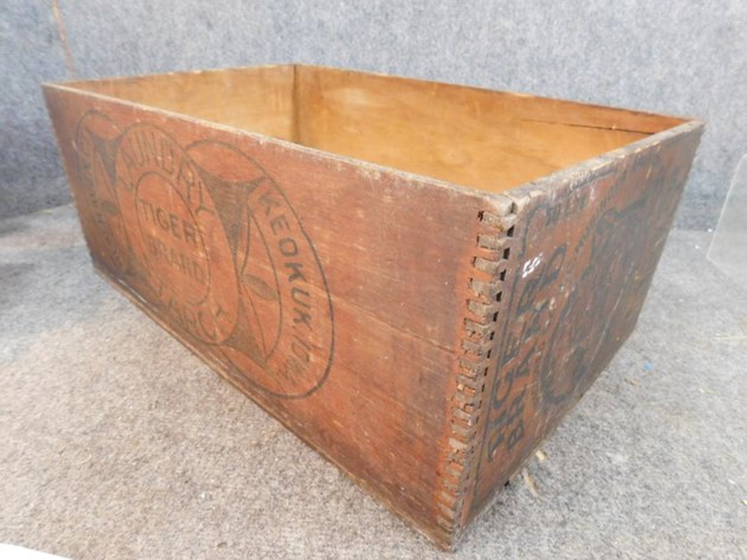 Image for Absolute Online Auction #2090