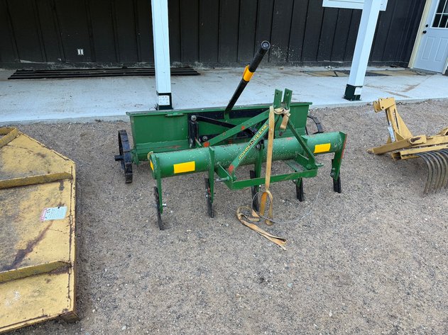 Image for Crandon, WI ** 1922 Buick Car, Motorcycle, Tools, Farm Equipment, Dump Truck, Guns, Boats & More!