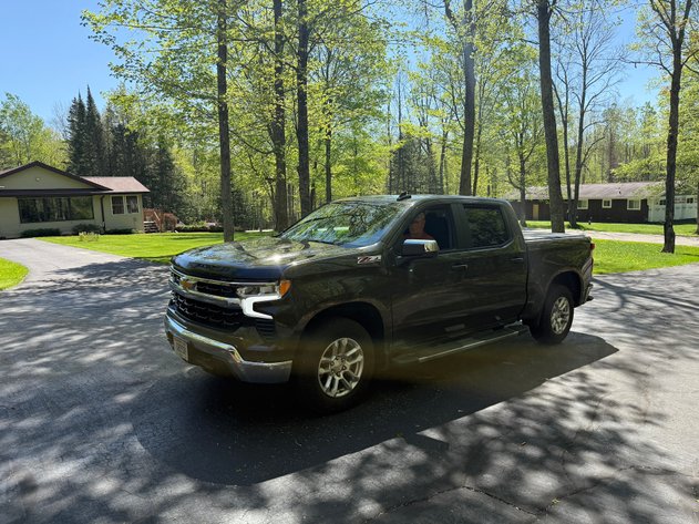 Image for Crandon, WI ***  2023 Chevrolet Truck w/3400 miles brings $52,000