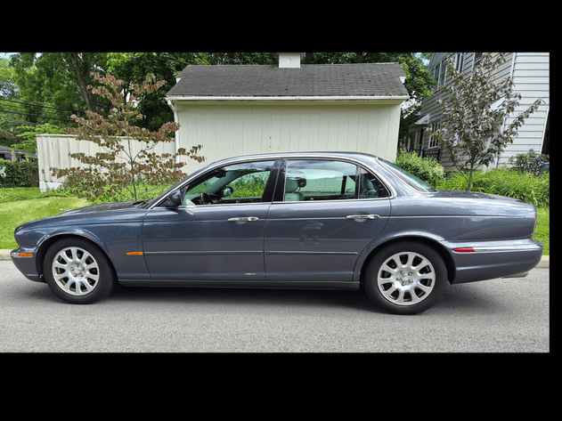BADERTSCHER LIVING ESTATE AUCTION