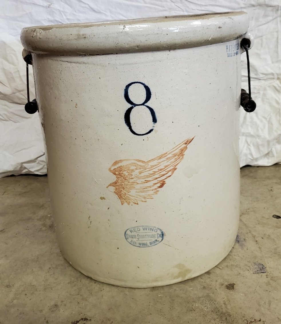 Image for Byron & Delores Schwier Collections Online Auction