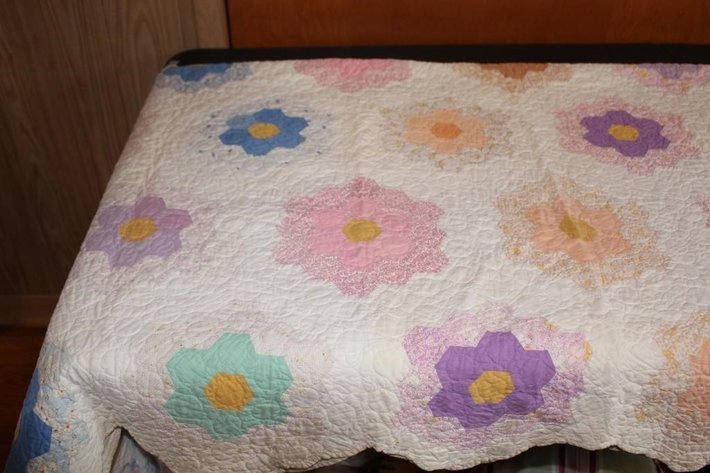 Ann Wright Estate Personal Property ONLINE ONLY Auction