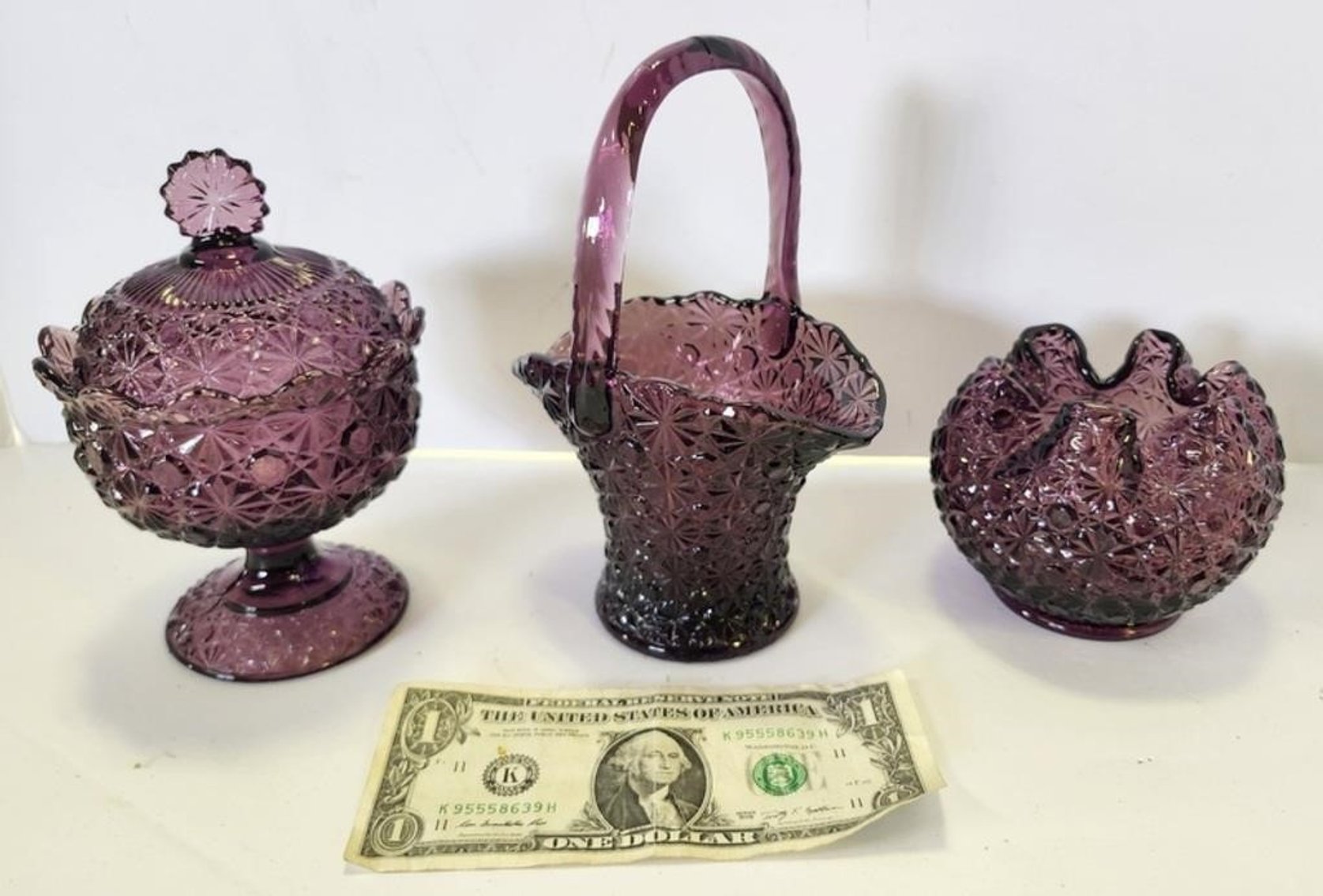 Image for Byron & Delores Schwier #4 Collections Online Auction