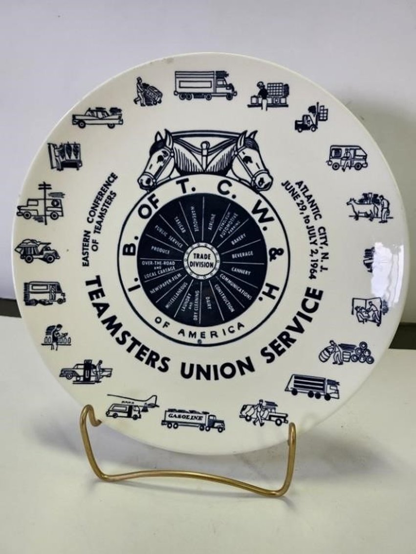 Image for Byron & Delores Schwier #4 Collections Online Auction