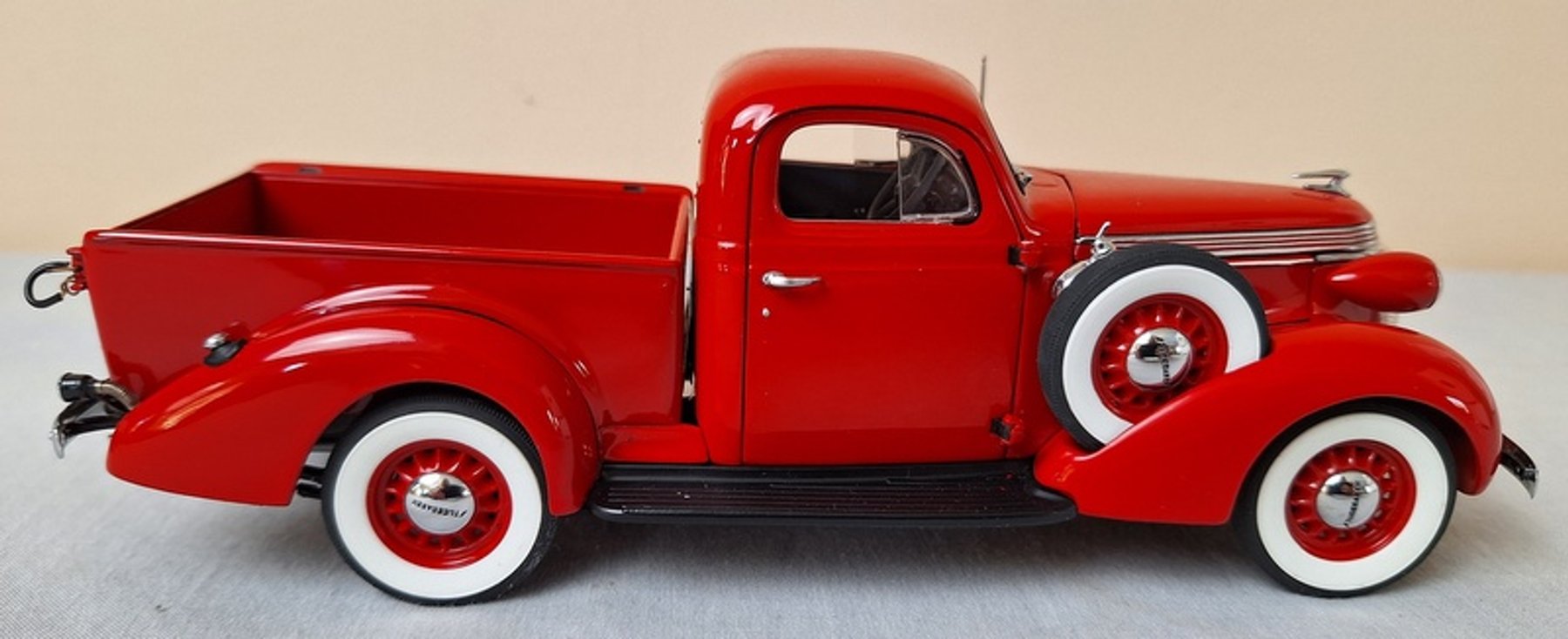 Image for Toy Tractors, Hallmark, Die-Cast Collectibles Online Auction