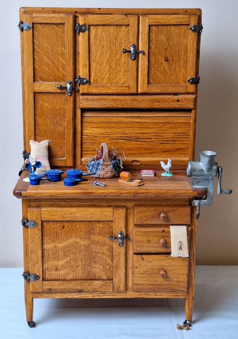Image for Milroy Family Downsizing Online Auction
