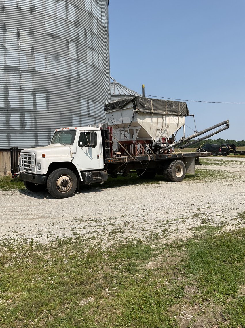Image for Jim & Mary Sue Riggs Farming Retirement Auction