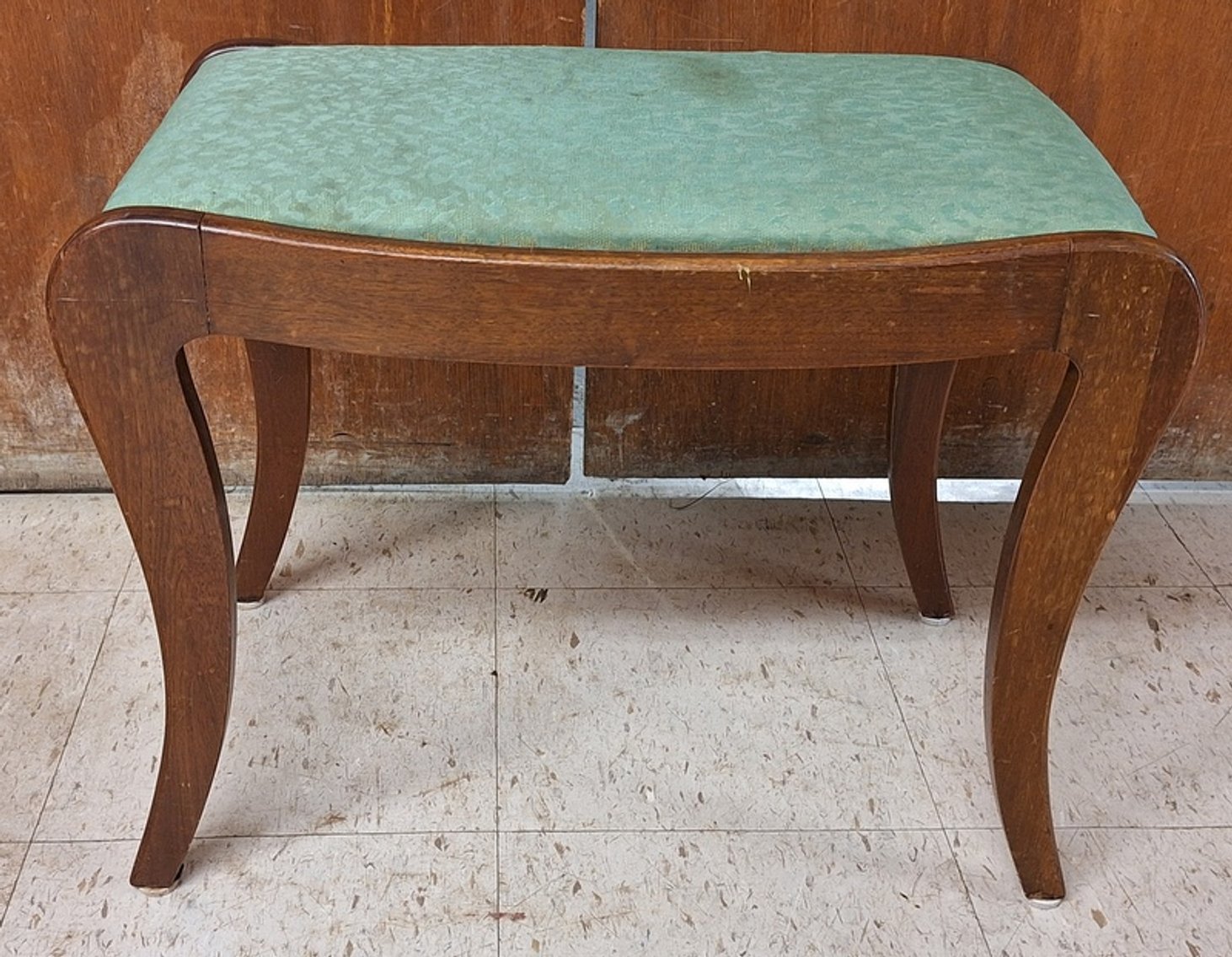 Image for Multi-Consignor September Online Auction