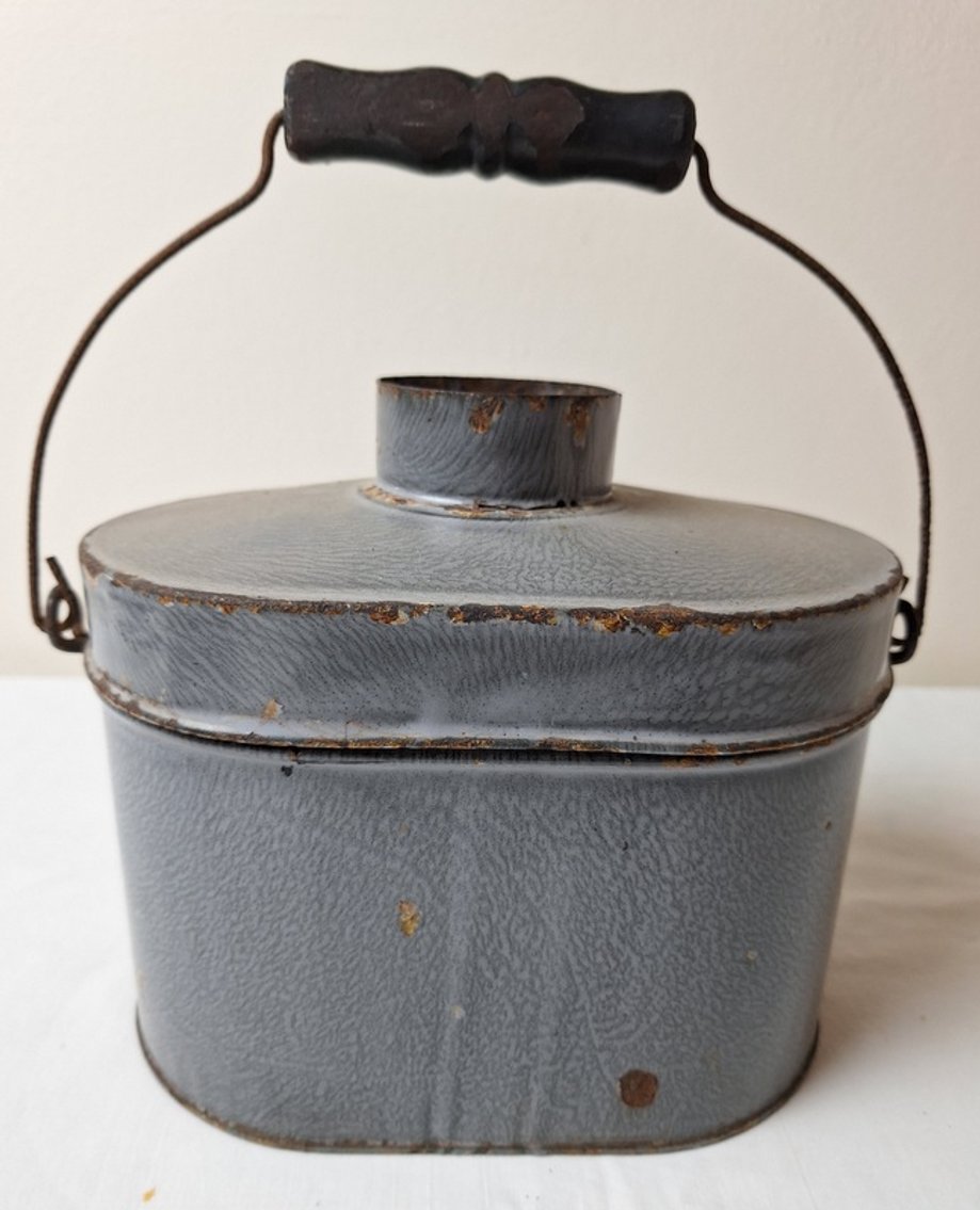 Image for Barn Finds, Graniteware, Die-Cast Toys Online Auction