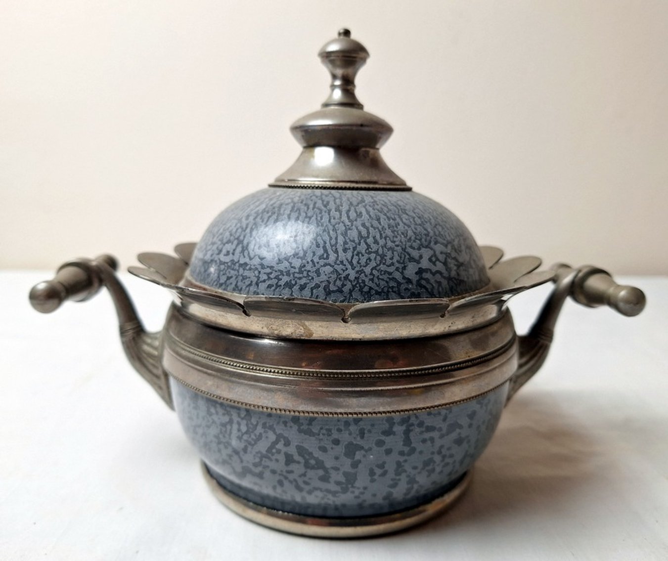 Image for Barn Finds, Graniteware, Die-Cast Toys Online Auction