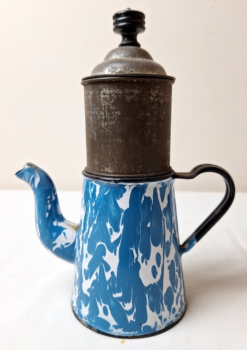 Image for Barn Finds, Graniteware, Die-Cast Toys Online Auction