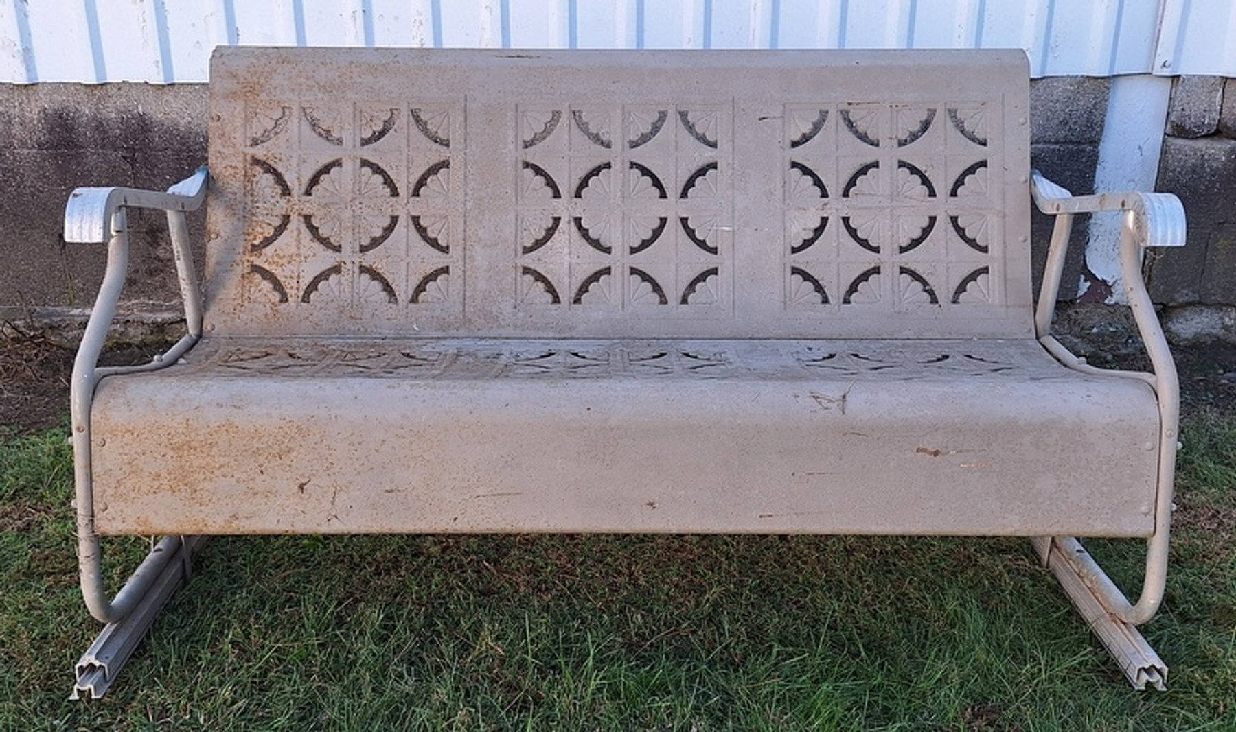 Image for Barn Finds, Graniteware, Die-Cast Toys Online Auction