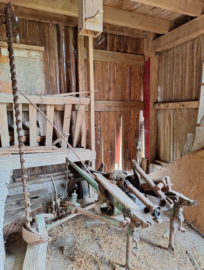 Image for Barn Finds, Graniteware, Die-Cast Toys Online Auction