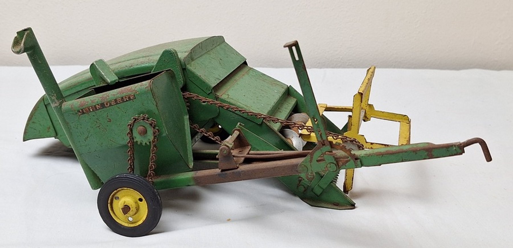 Image for Barn Finds, Graniteware, Die-Cast Toys Online Auction