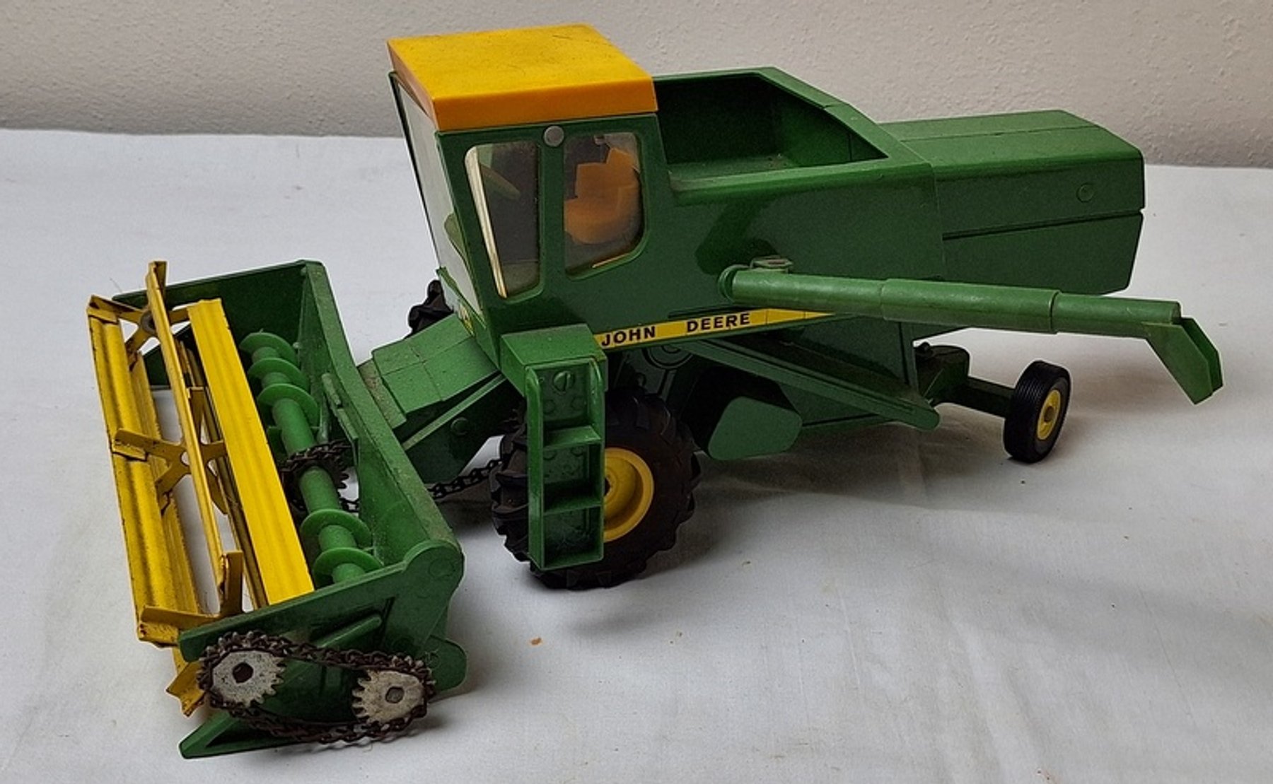 Image for Barn Finds, Graniteware, Die-Cast Toys Online Auction