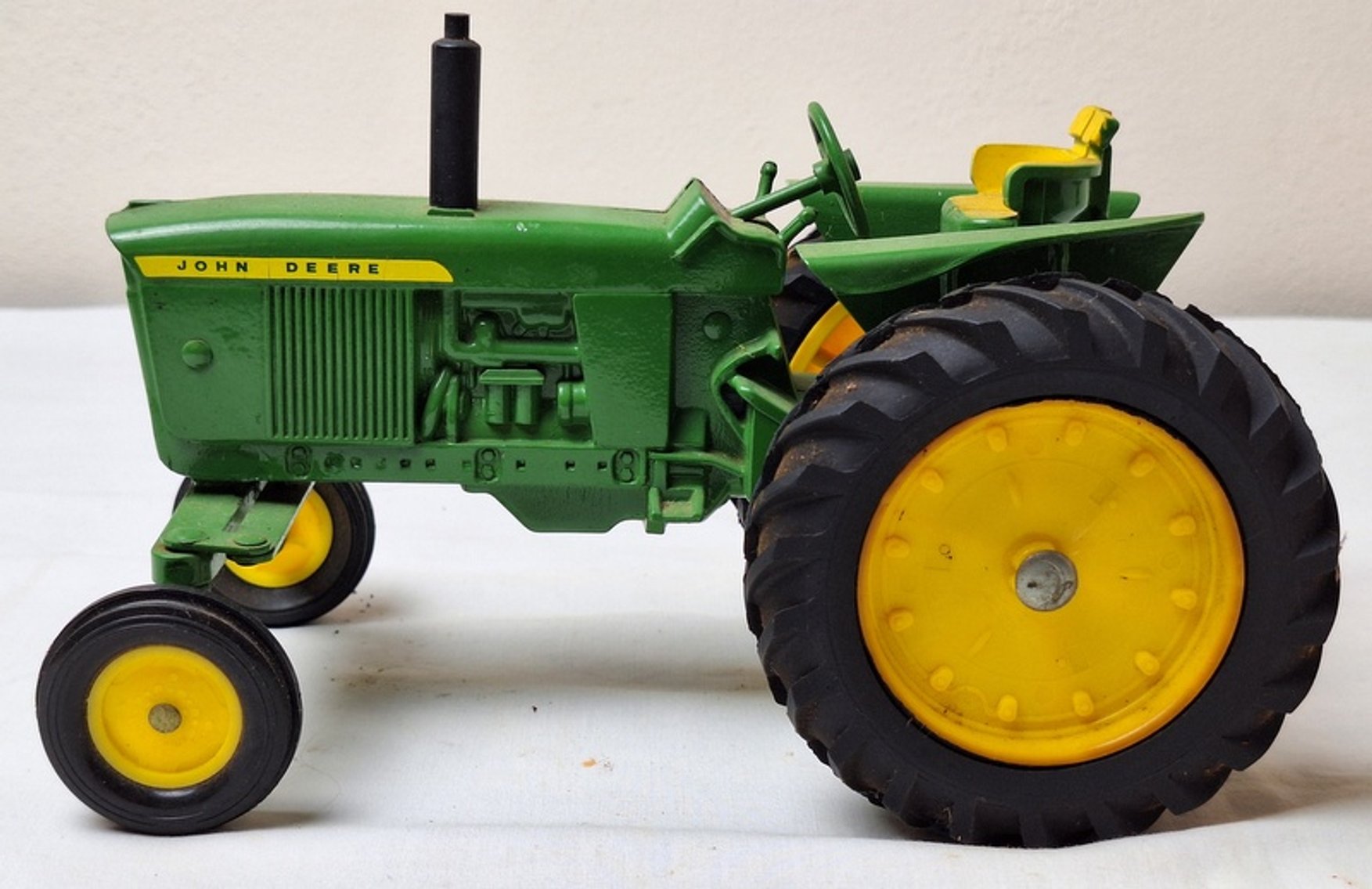 Image for Barn Finds, Graniteware, Die-Cast Toys Online Auction