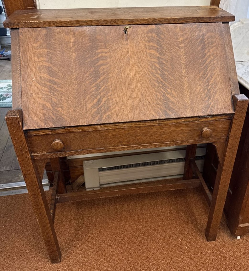 Image for Edwin Kerr Estate Online Auction