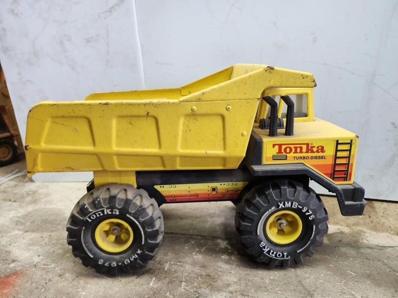 Image for Toys Tools & Primitives #4 Online Auction