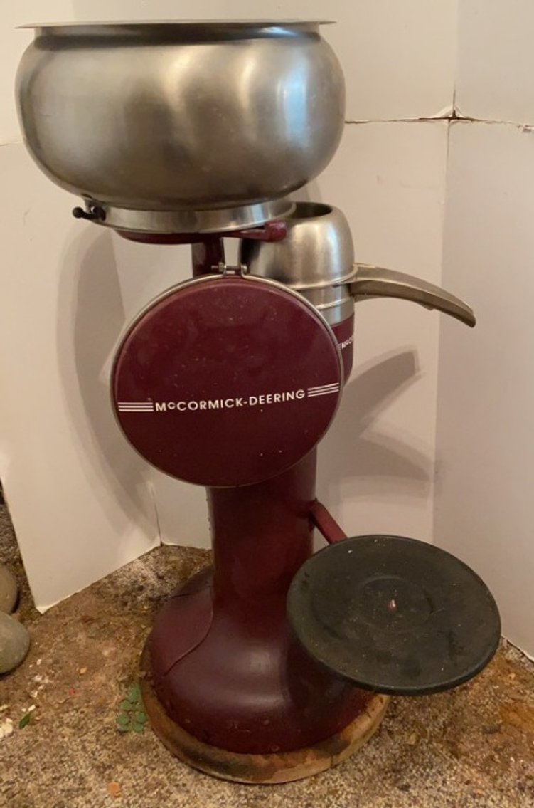 Image for Springmeyer Downsizing Online Auction