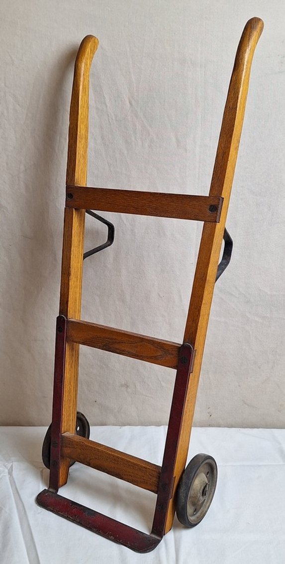 Image for Milroy Family Downsizing & Multi Consignor Online Auction