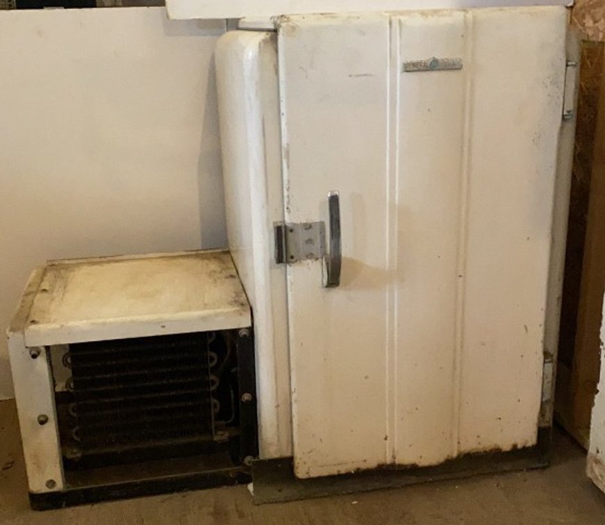 Image for Deeg Store Online Auction