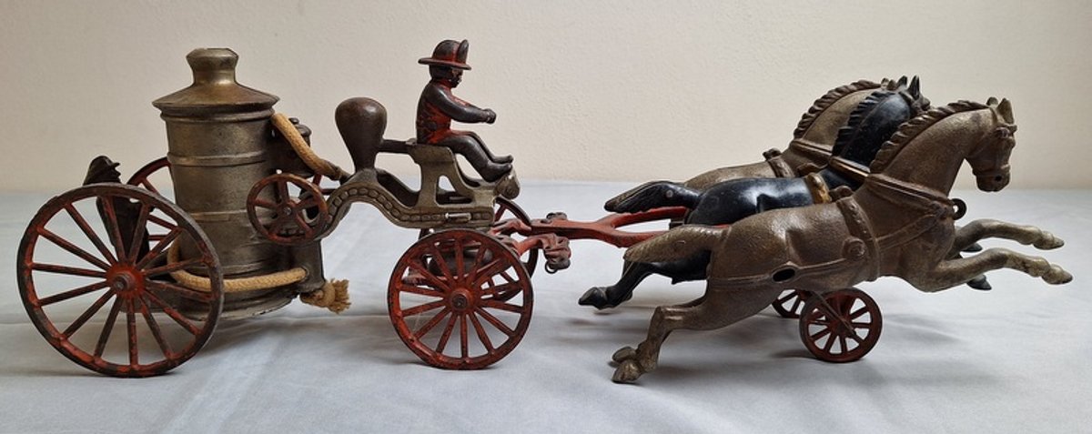 Image for Cast Iron Toys, Planter Peanuts & Red Wing Online Auction